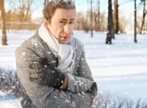 Wie oft muss man Schnee räumen? Pflichten, Zeiten und wichtige Regeln für Grundstückseigentümer und Mieter